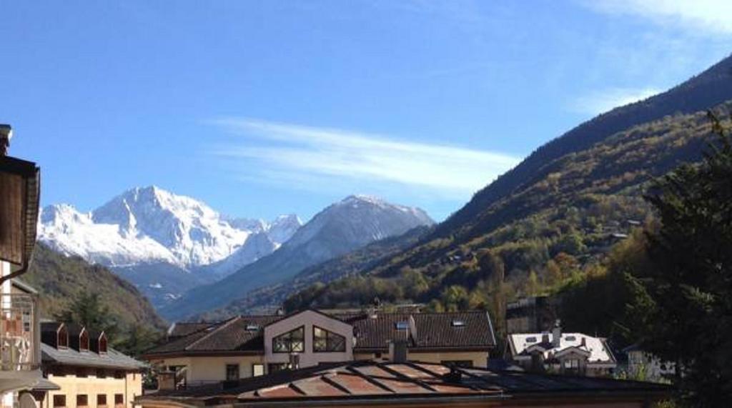 Ski Lodge Brides-les-Bains Ruang foto